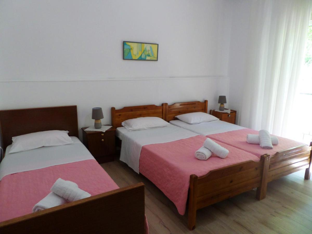 Anais Apartment Néa Péramos Kültér fotó